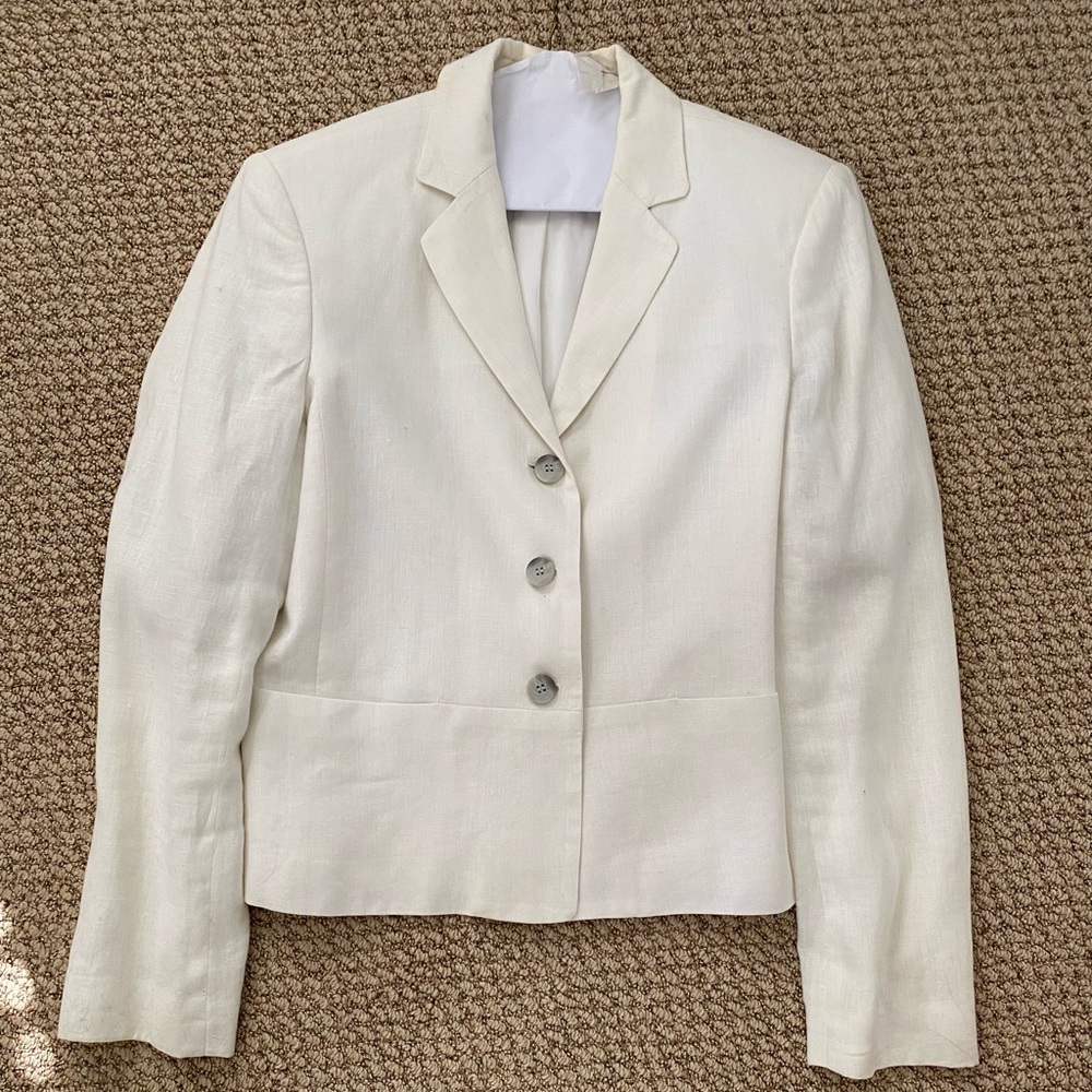 Anne Klein White Linen Jacket, size 6